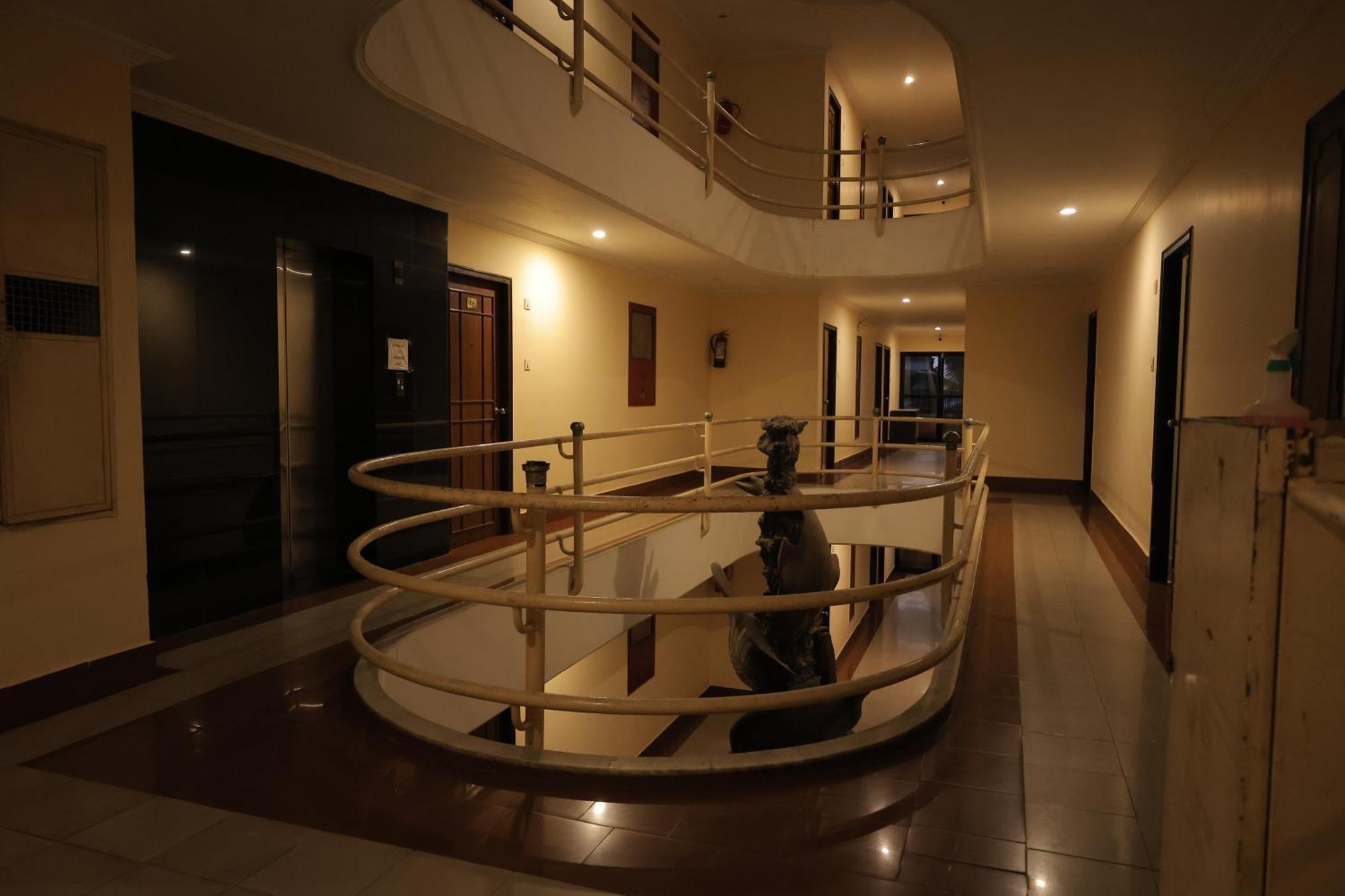 Hotel Mangalore International Eksteriør bilde