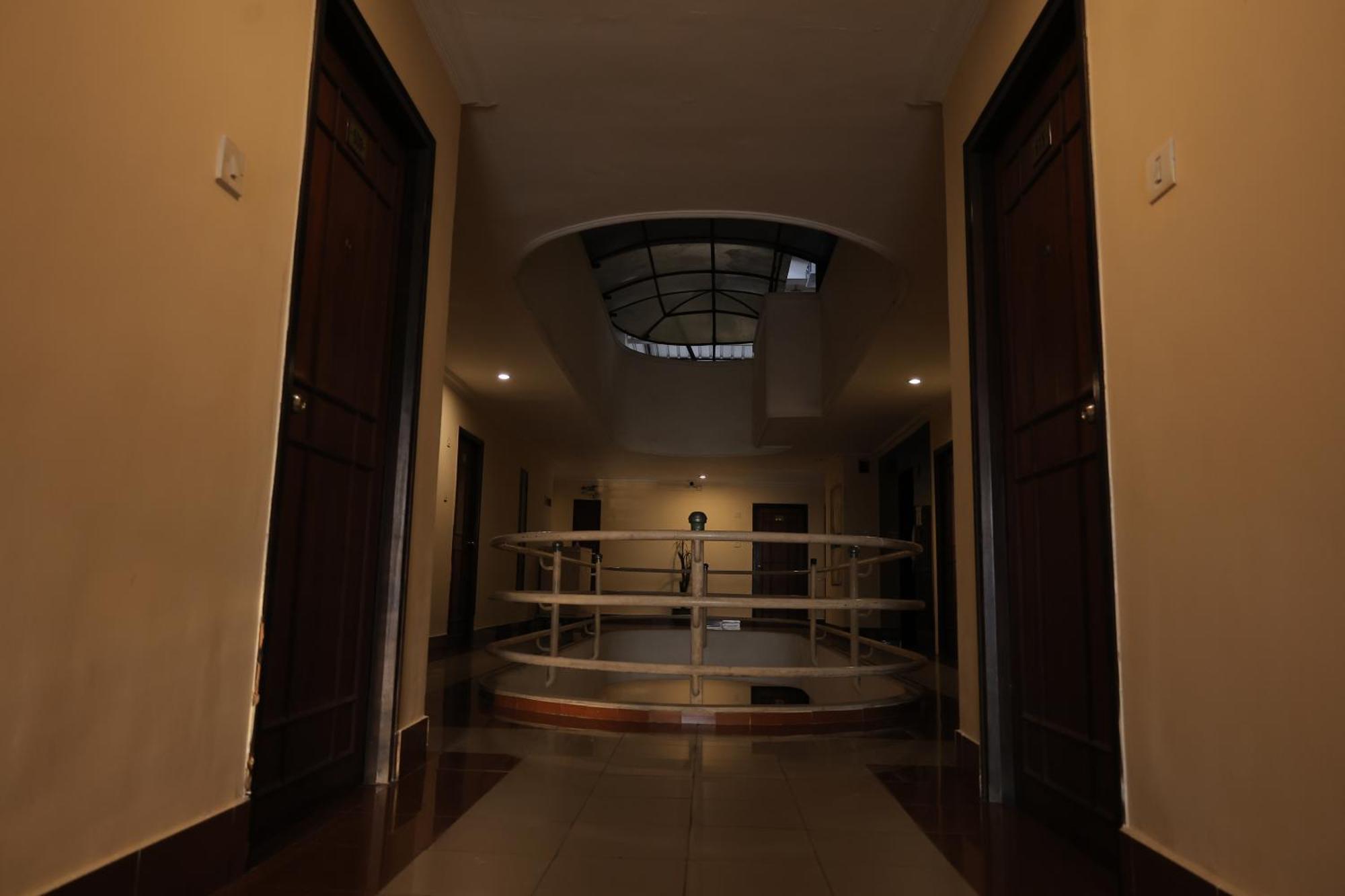 Hotel Mangalore International Eksteriør bilde