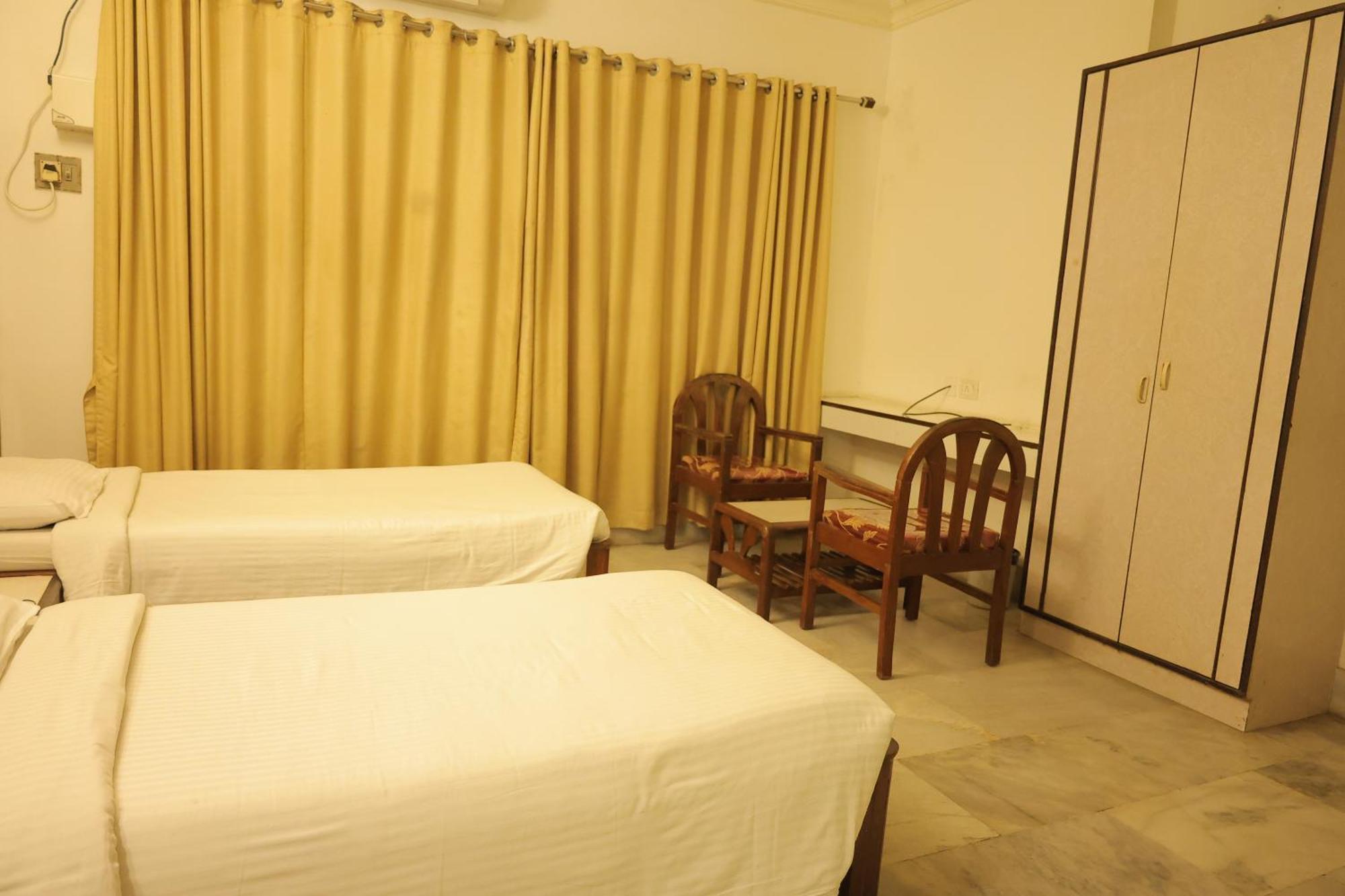Hotel Mangalore International Eksteriør bilde