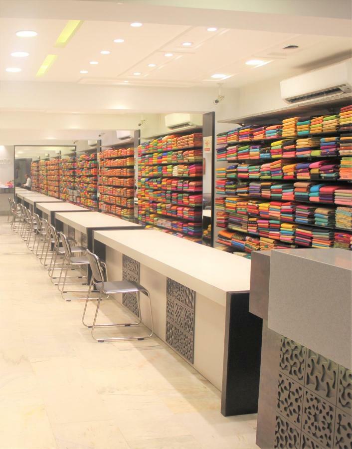 Hotel Mangalore International Eksteriør bilde