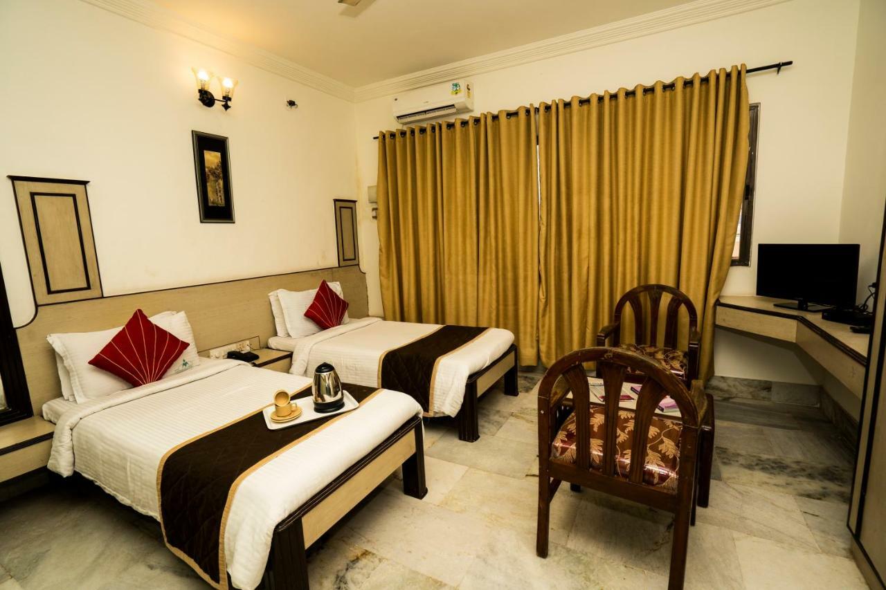 Hotel Mangalore International Eksteriør bilde