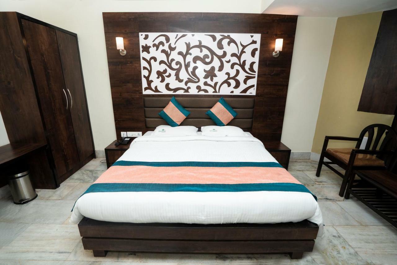 Hotel Mangalore International Eksteriør bilde