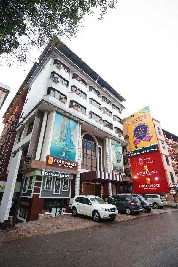 Hotel Mangalore International Eksteriør bilde