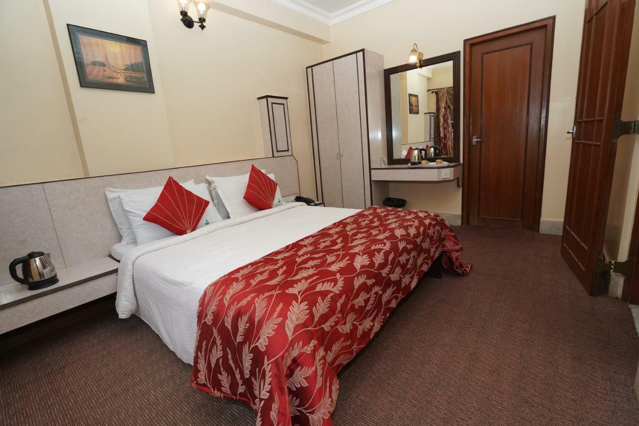 Hotel Mangalore International Eksteriør bilde