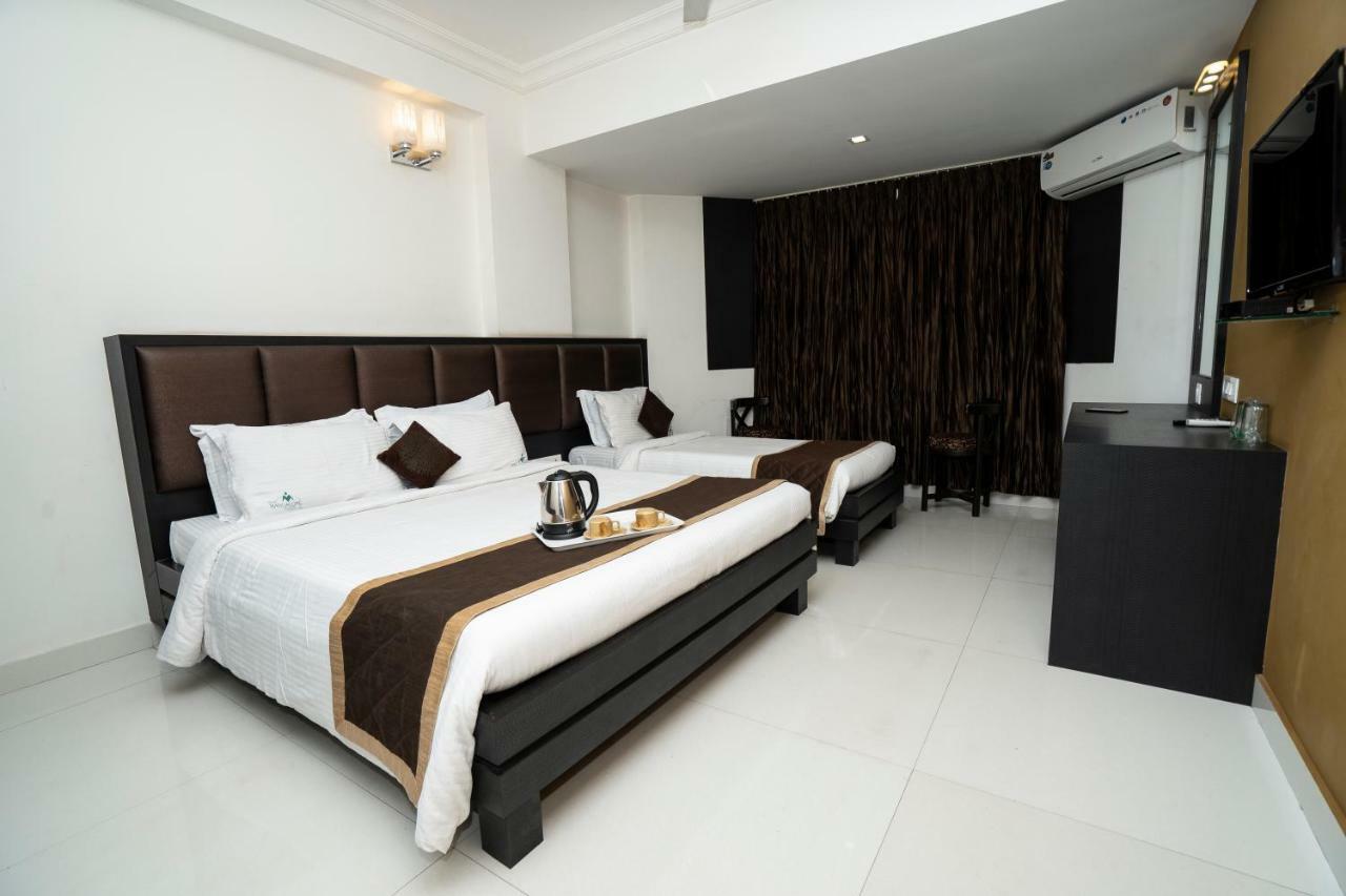 Hotel Mangalore International Eksteriør bilde